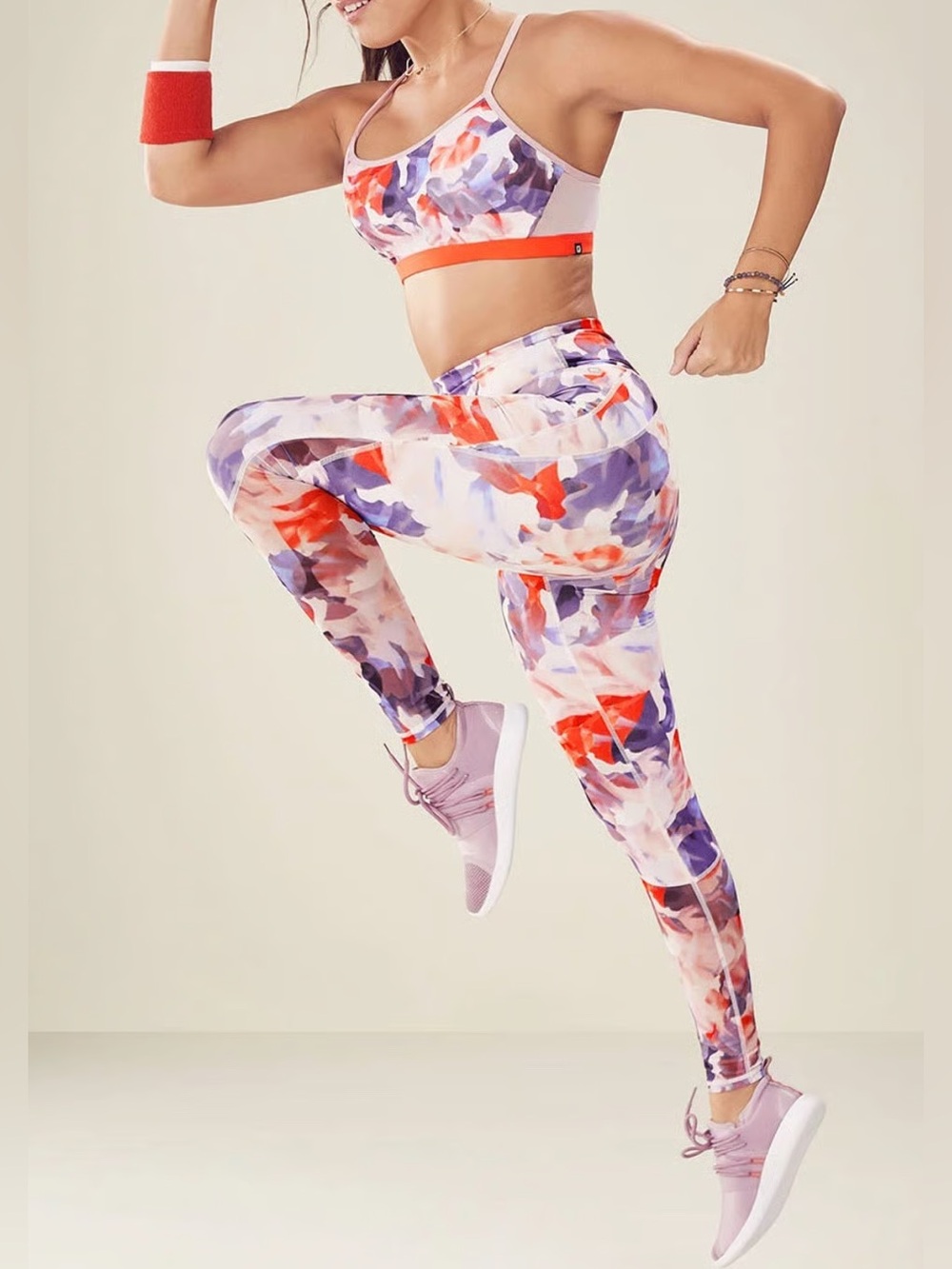 Fabletics Maeve Reversible Sports Bra - DUSTY ROSE/DAYDREAM/TANGERINE